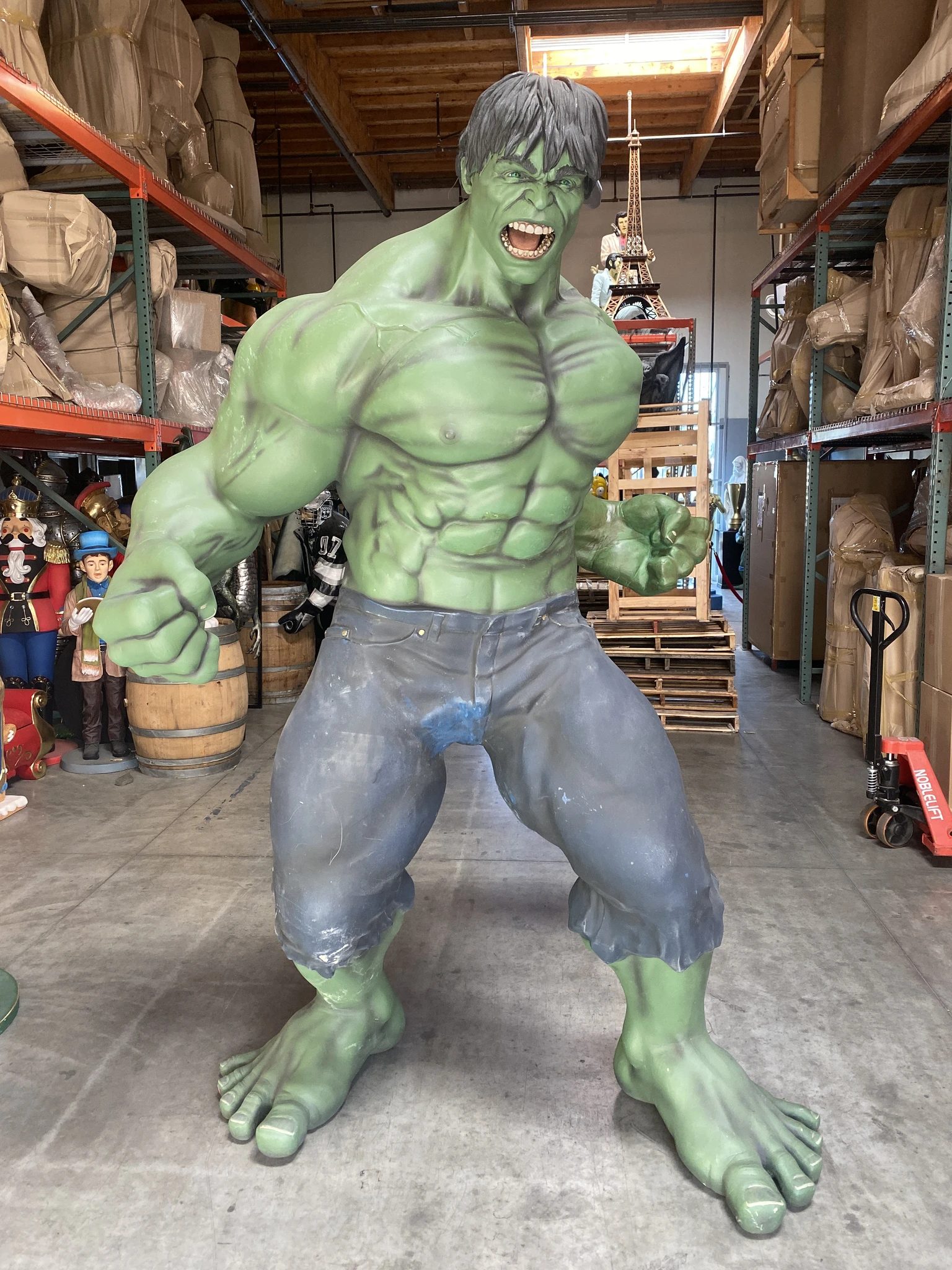 10 Best Life Size Hulk Statues For Hulk Lovers To Buy In 2021