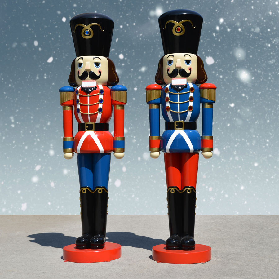 10 Best Life-size Nutcracker Statues To Buy In 2021